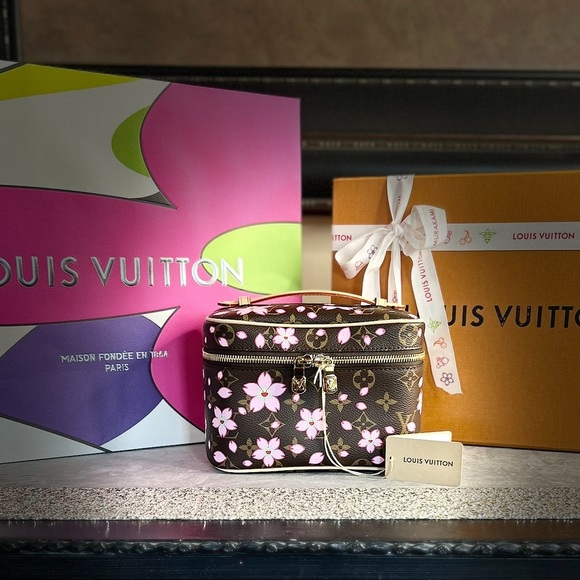 🌸 Louis Vuitton Cherry Blossom LV x TM Nice Mini Vanity M14181 - Picture 1 of 14